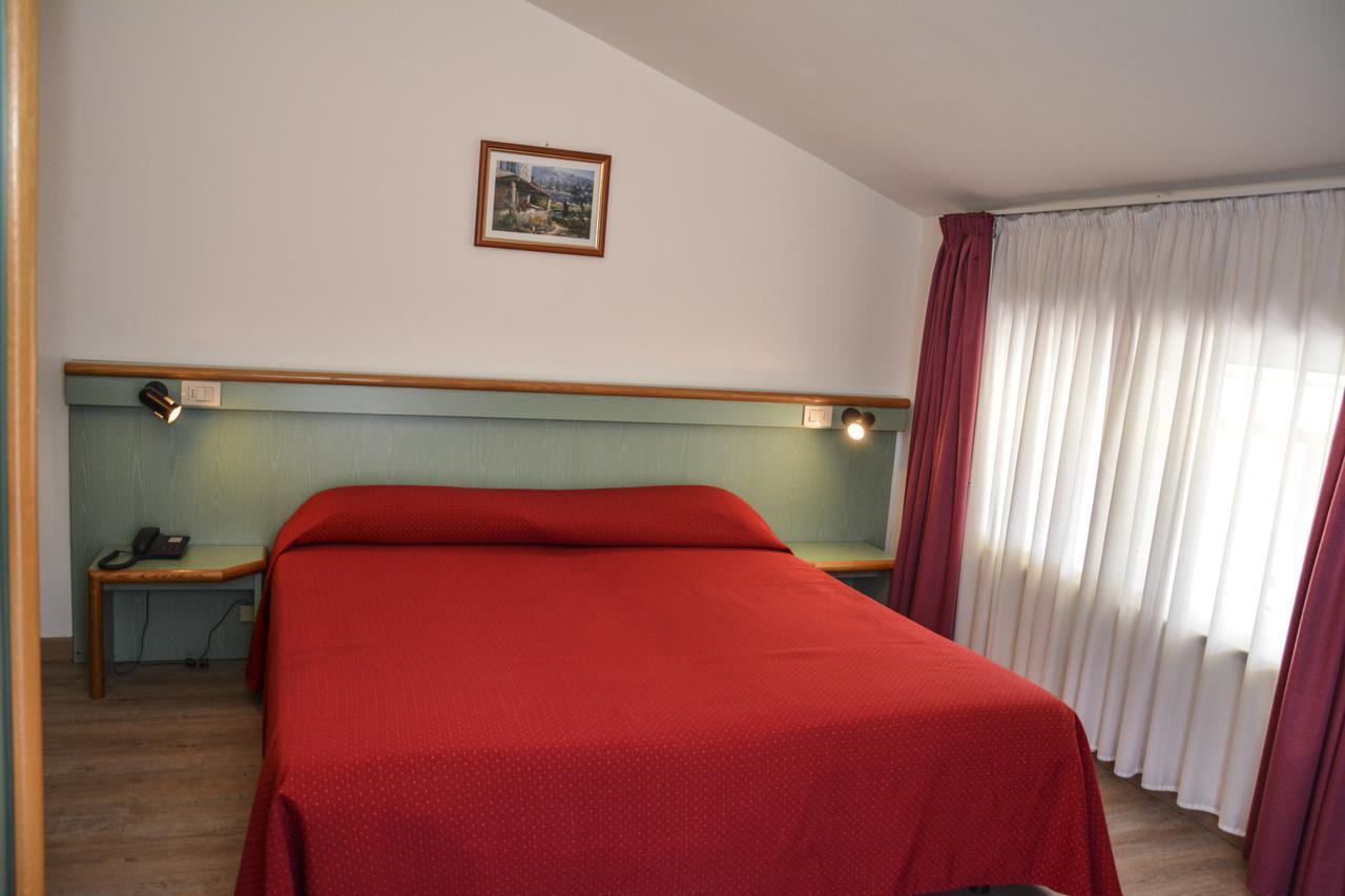 Hotel Sport Pieve Di Ledro Exterior foto